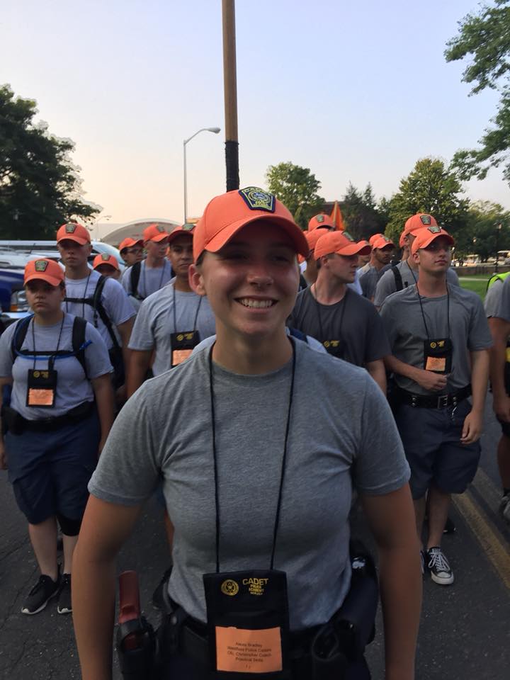 38933064_1860418024034389_5159102028621807616_n